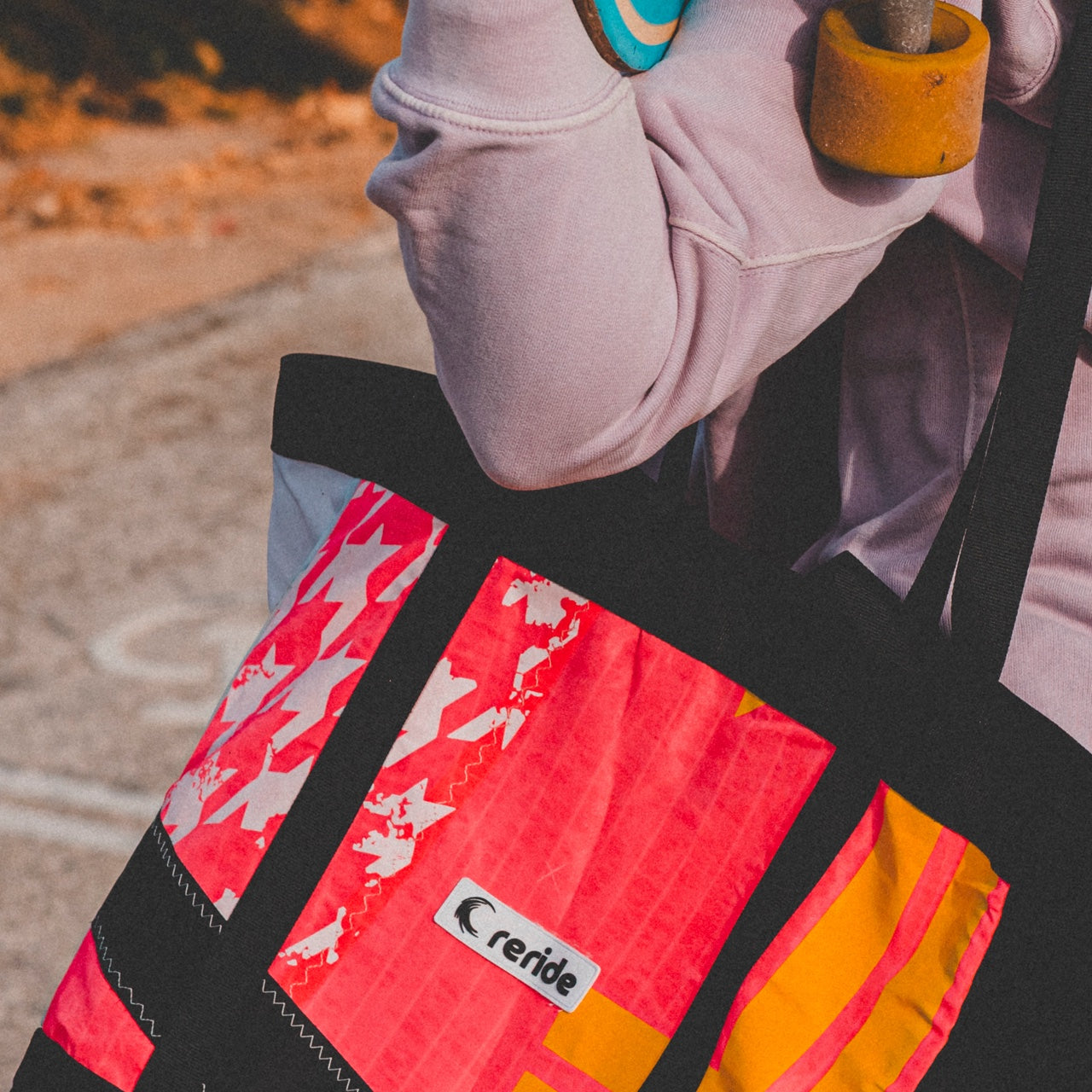 Upcycling vs recykling – różnice w modzie 2025