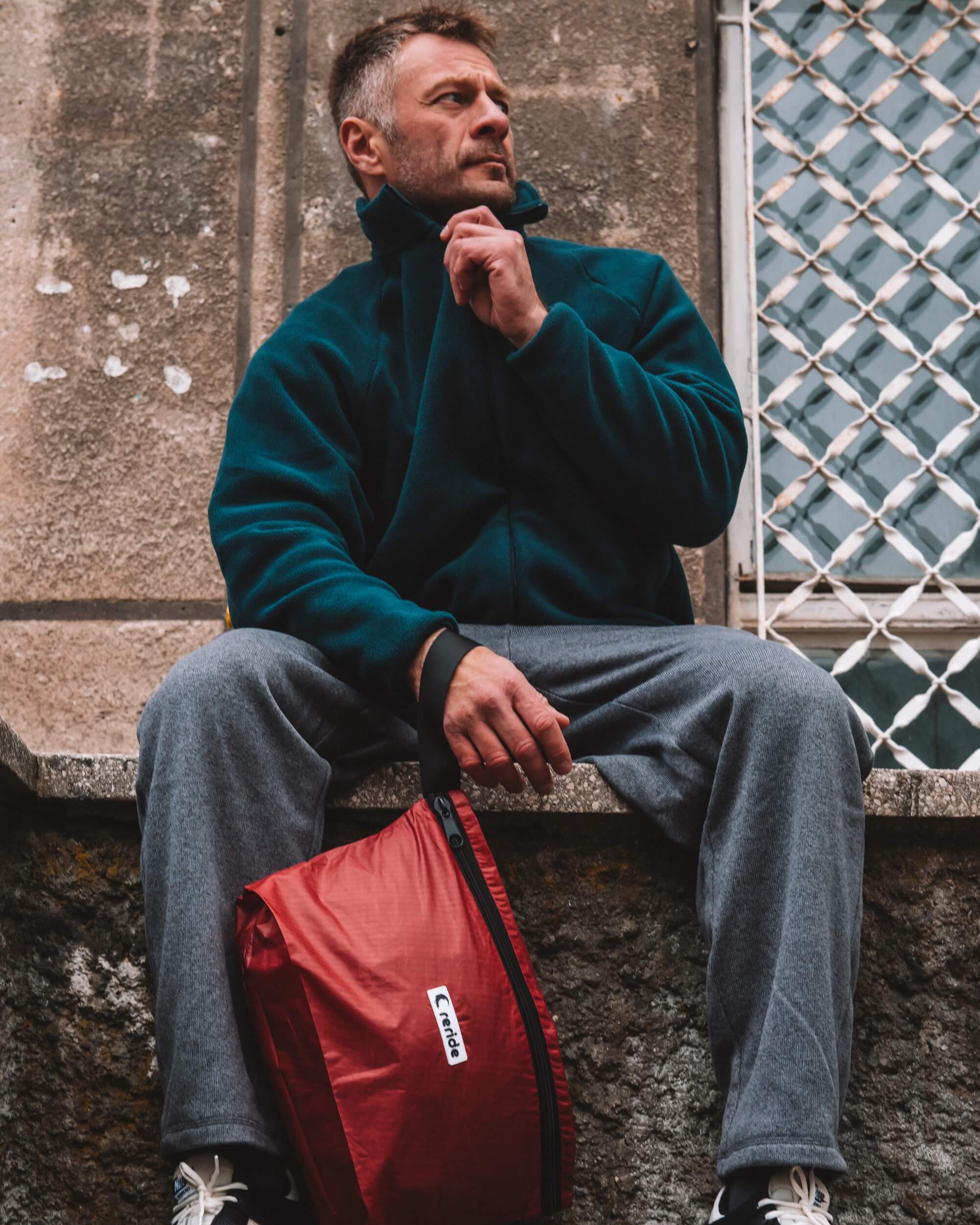 Carry Pouch (Vector)